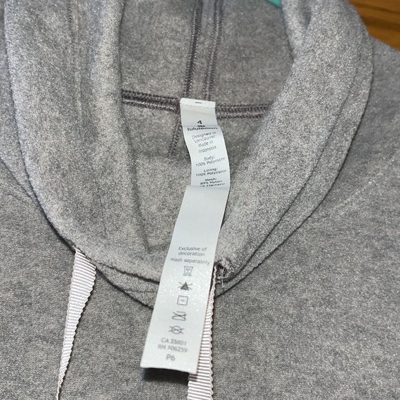 NWOT Lululemon go forward Grey fleece pullover sweatshirt perfect condition sz 4 - Picture 7 of 9